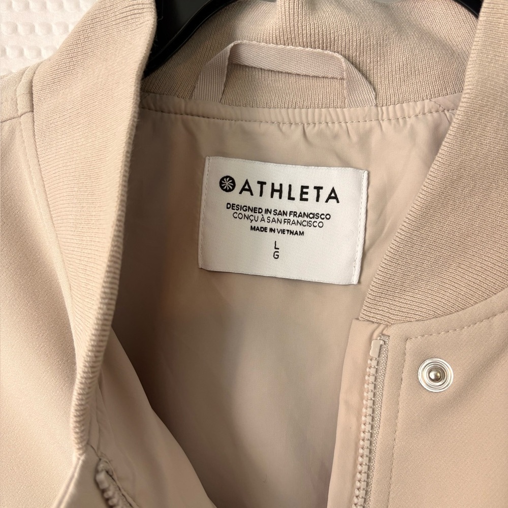 Athleta Endless Bomber Jacket in Abalone Sz lg - Picture 2 of 8